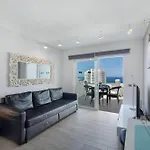 Flores 407 דירה