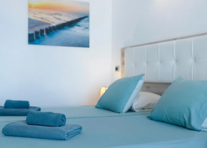 Flores 407 * Playa Feñabe